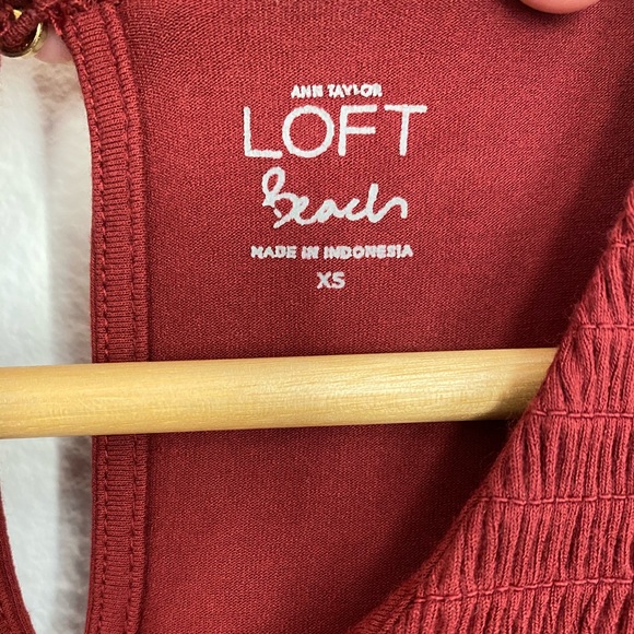 AnnTaylor Loft Beach • Burnt Red Sleeveless Blouse - Picture 5 of 12